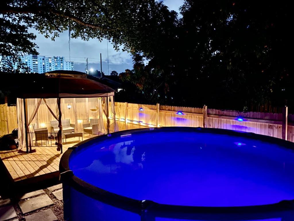 Blue Room By The Gables Miami Exterior photo